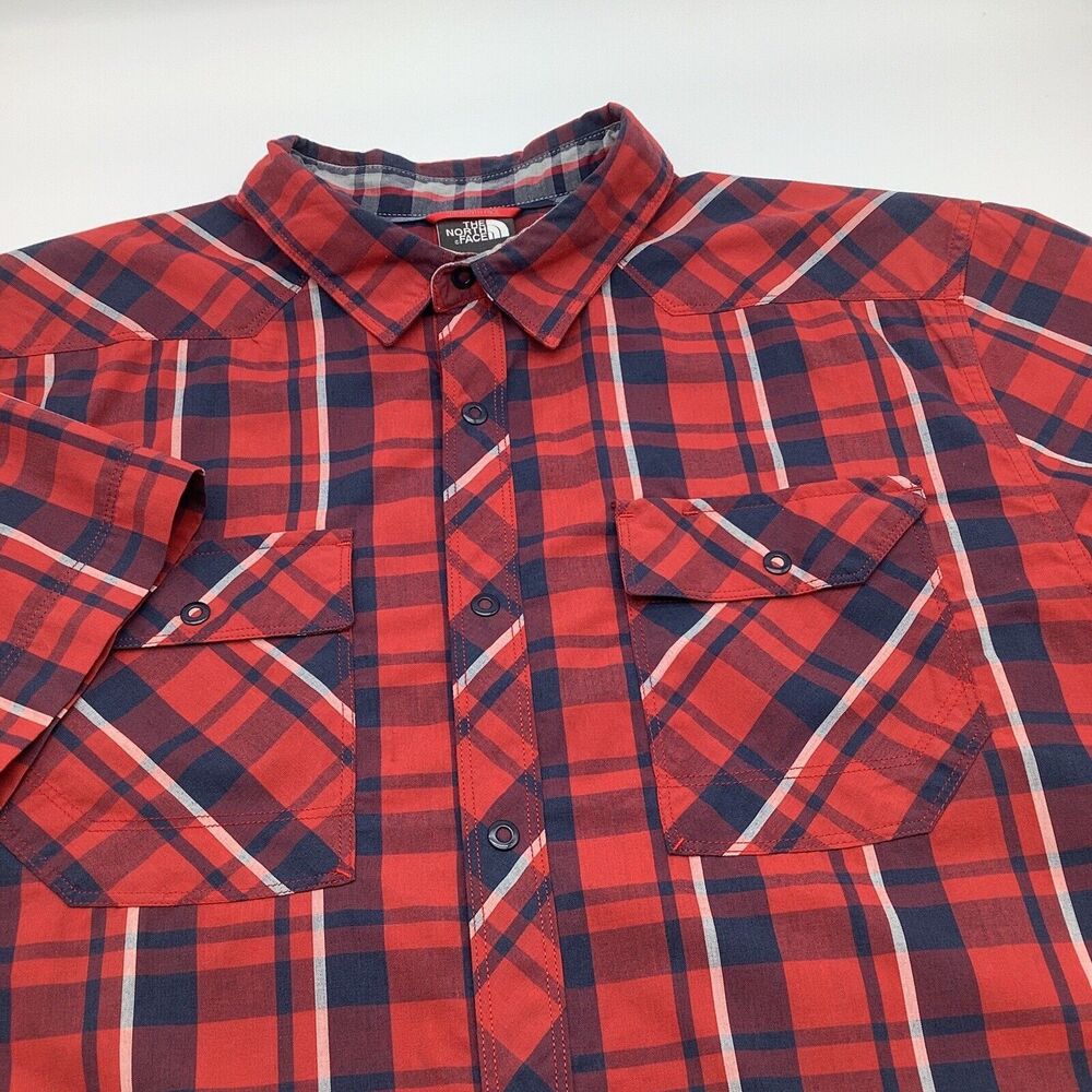 The North Face Mens Short Sleeve Snap Button Shirt Red Plaid Size Large